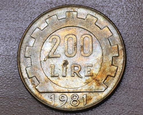 1981 italy 200 - 1981, lire